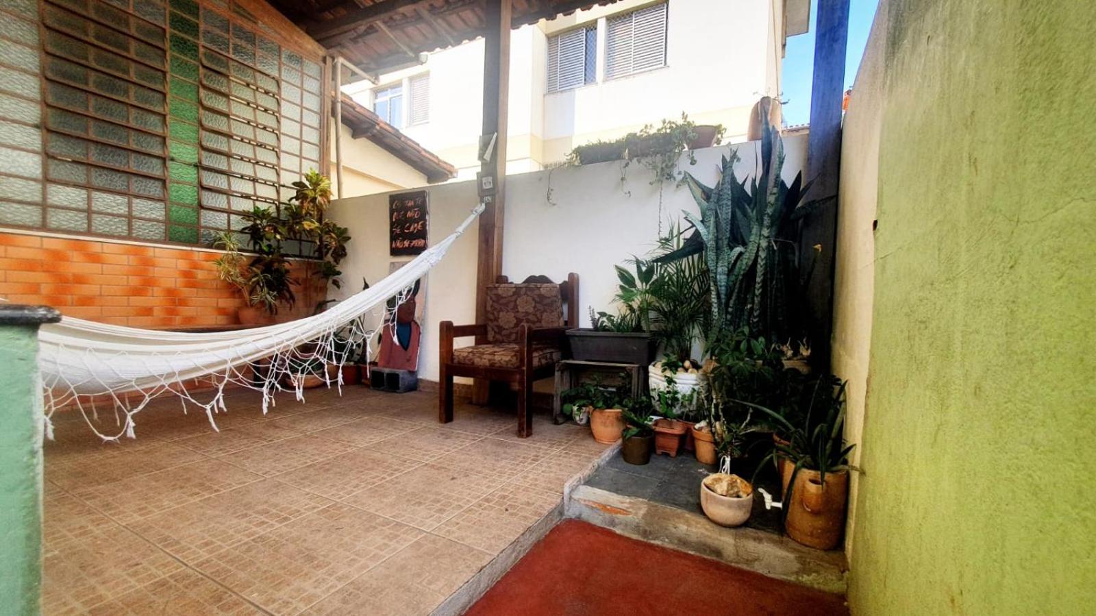 Quarto Casal Com Janela Casa Caramel Belo Horizonte Exterior photo