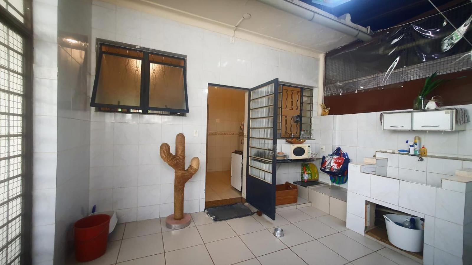 Quarto Casal Com Janela Casa Caramel Belo Horizonte Exterior photo